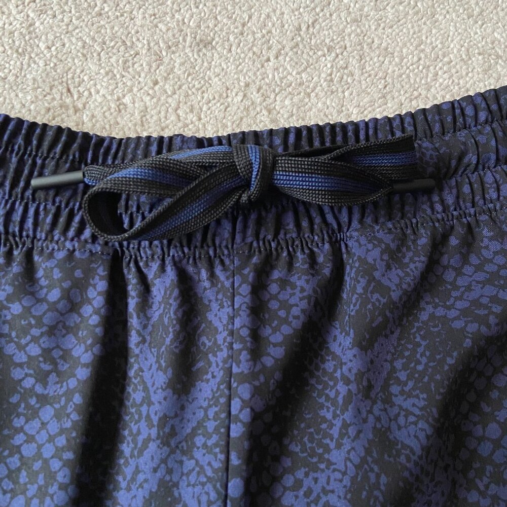 Athleta Printed Brooklyn Jogger Python Nwot - image 5